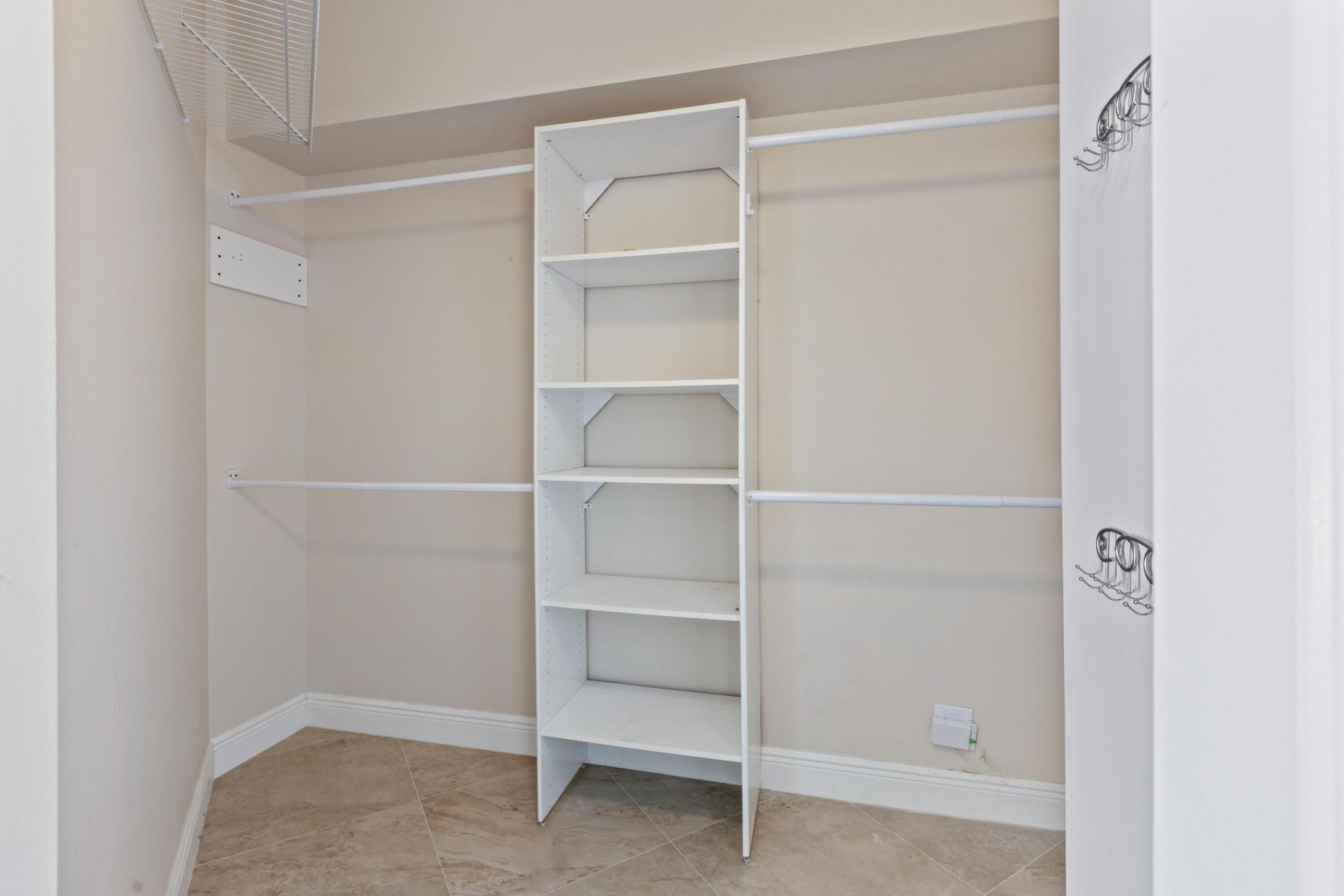 275 NW Flagler Avenue, Unit 205, Stuart, FL 34994 Photo