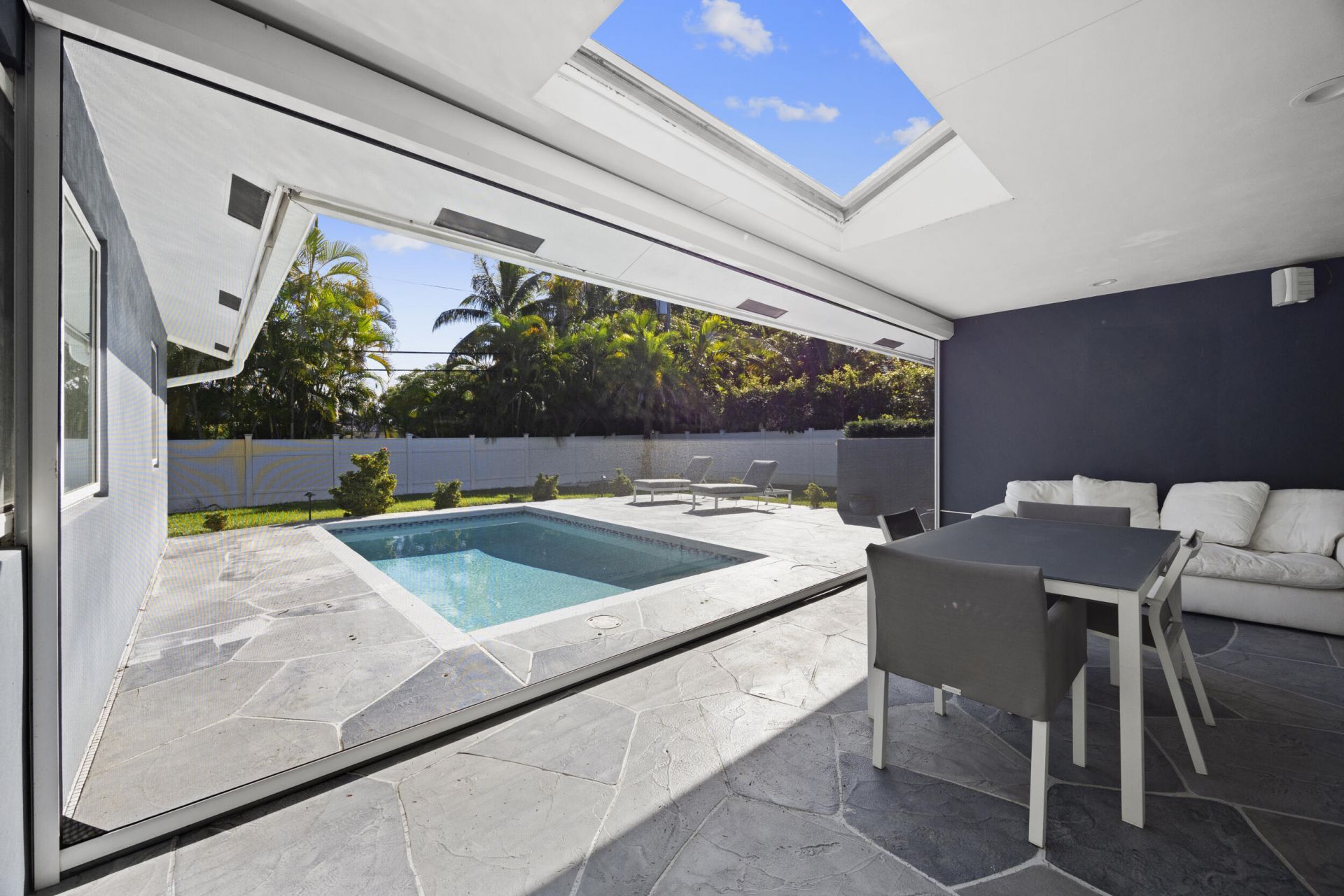 930 NW 4th Court, Boca Raton, FL 33432 Photo