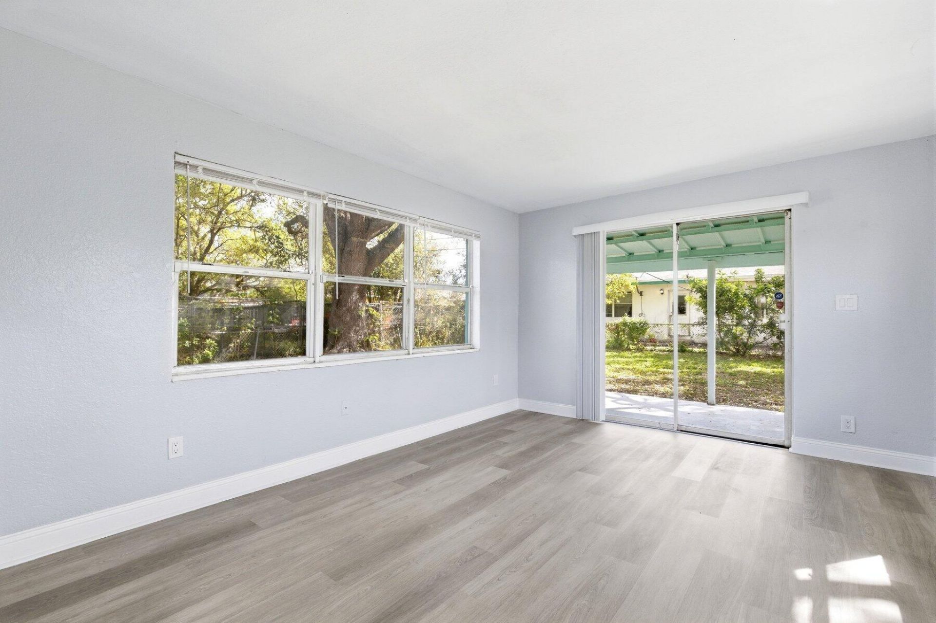 726 NW 15th Terrace, Fort Lauderdale, FL 33311 Photo