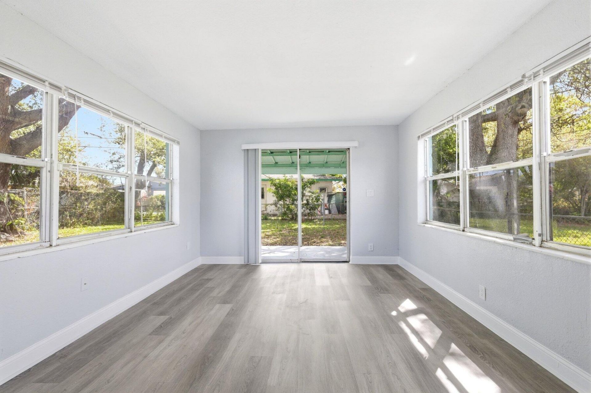 726 NW 15th Terrace, Fort Lauderdale, FL 33311 Photo