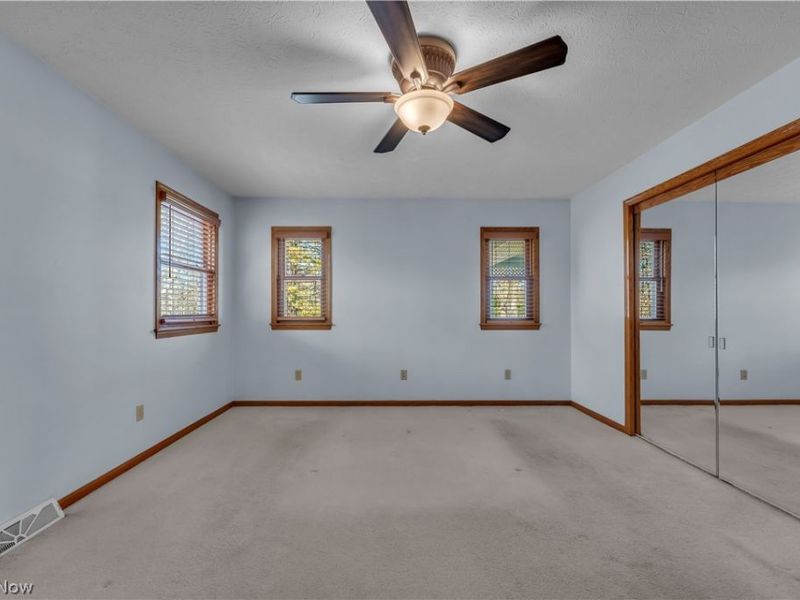 811 Tarry Lane, Amherst, OH 44001 Photo 17