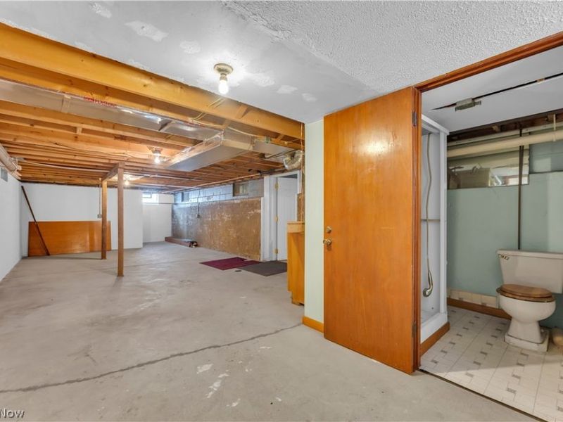 811 Tarry Lane, Amherst, OH 44001 Photo 36