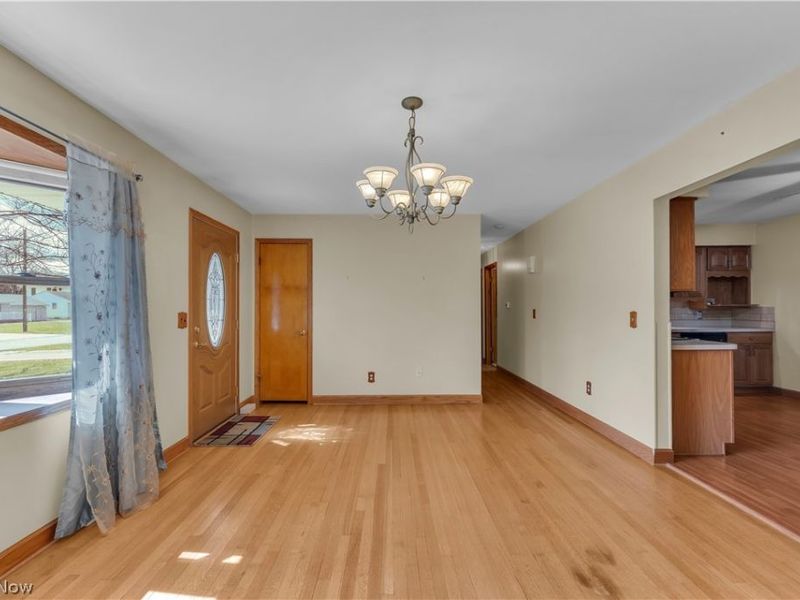 811 Tarry Lane, Amherst, OH 44001 Photo 8