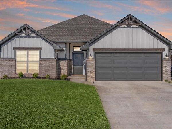 13809 Village Cove, Piedmont, OK 73078