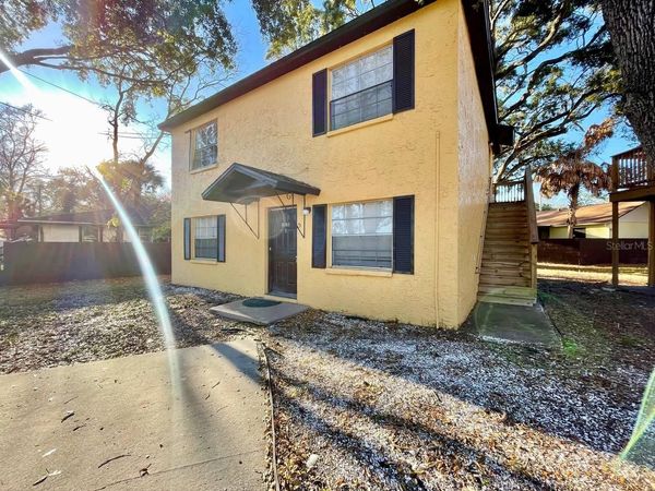 3826 LAKESHORE DRIVE , Unit B, TAMPA, FL 33604