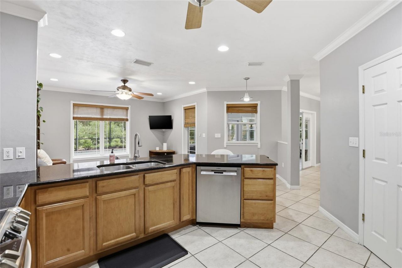 1829 NW 34th Street , Gainesville, FL 32605 Photo