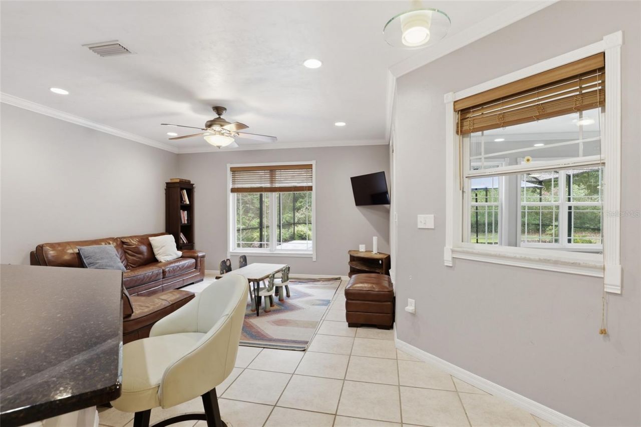 1829 NW 34th Street , Gainesville, FL 32605 Photo