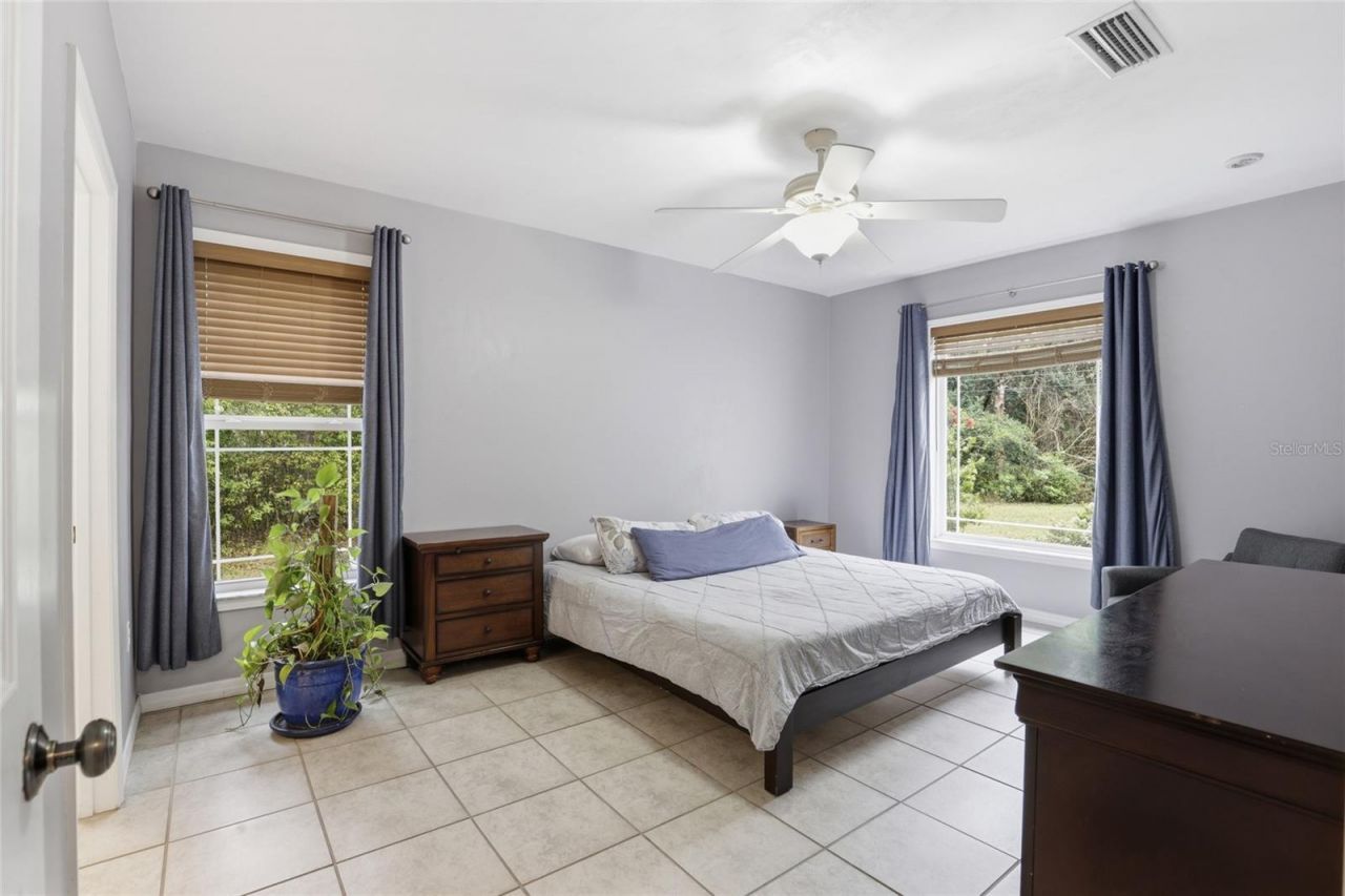 1829 NW 34th Street , Gainesville, FL 32605 Photo