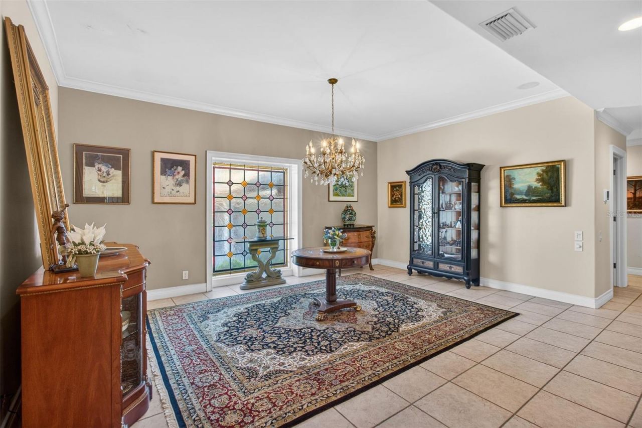 1100 Tortuga Circle Ne, Saint Petersburg, FL 33702 Photo