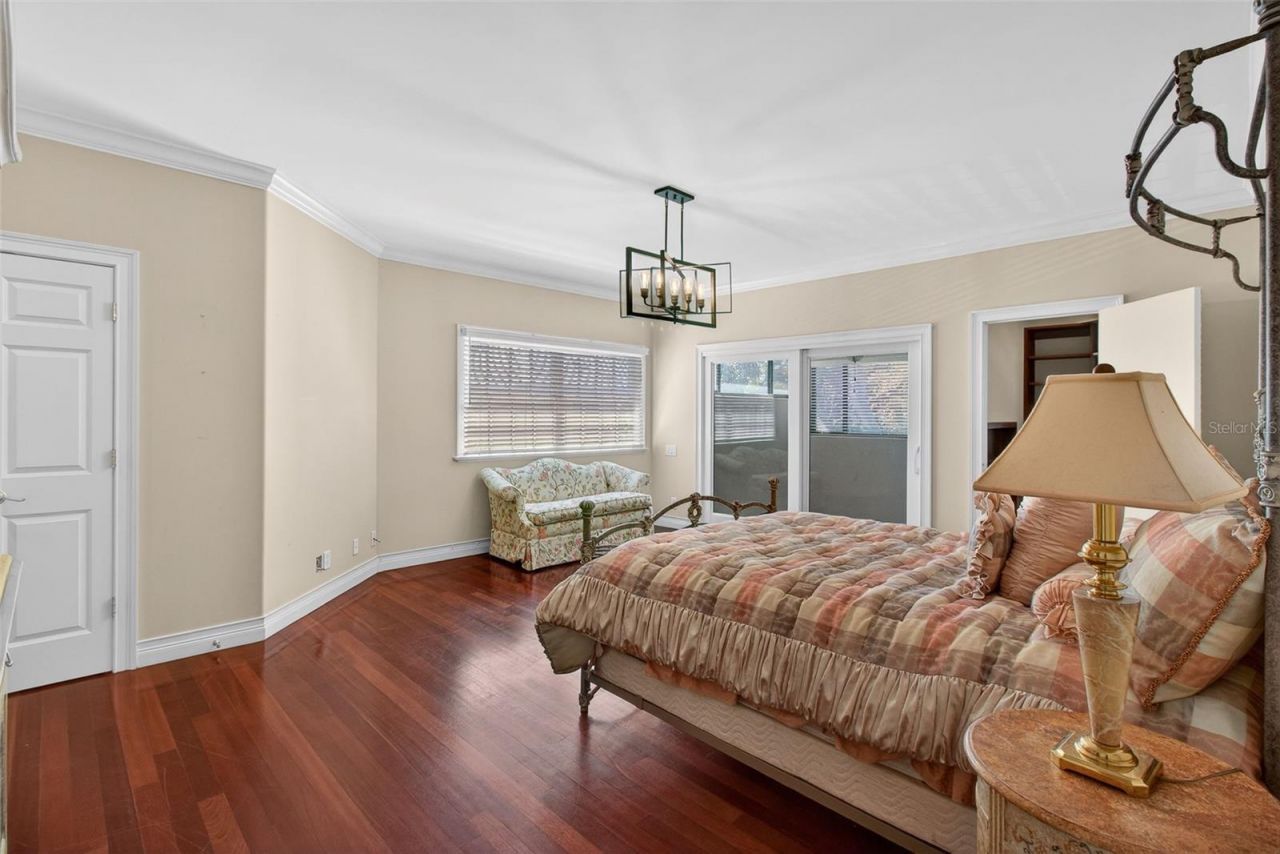 1100 Tortuga Circle Ne, Saint Petersburg, FL 33702 Photo