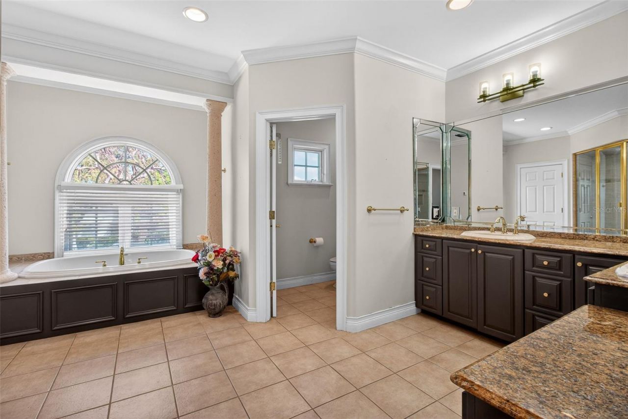 1100 Tortuga Circle Ne, Saint Petersburg, FL 33702 Photo