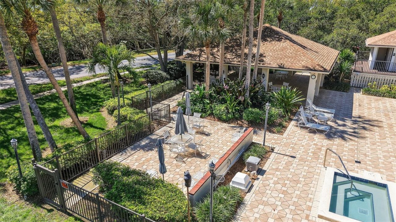 1100 Tortuga Circle Ne, Saint Petersburg, FL 33702 Photo