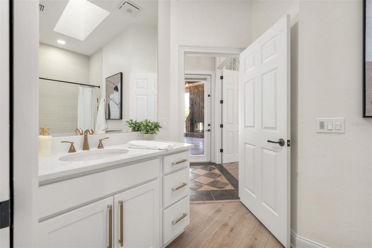 15508 NW 45th Place, Newberry, FL 32669 Photo