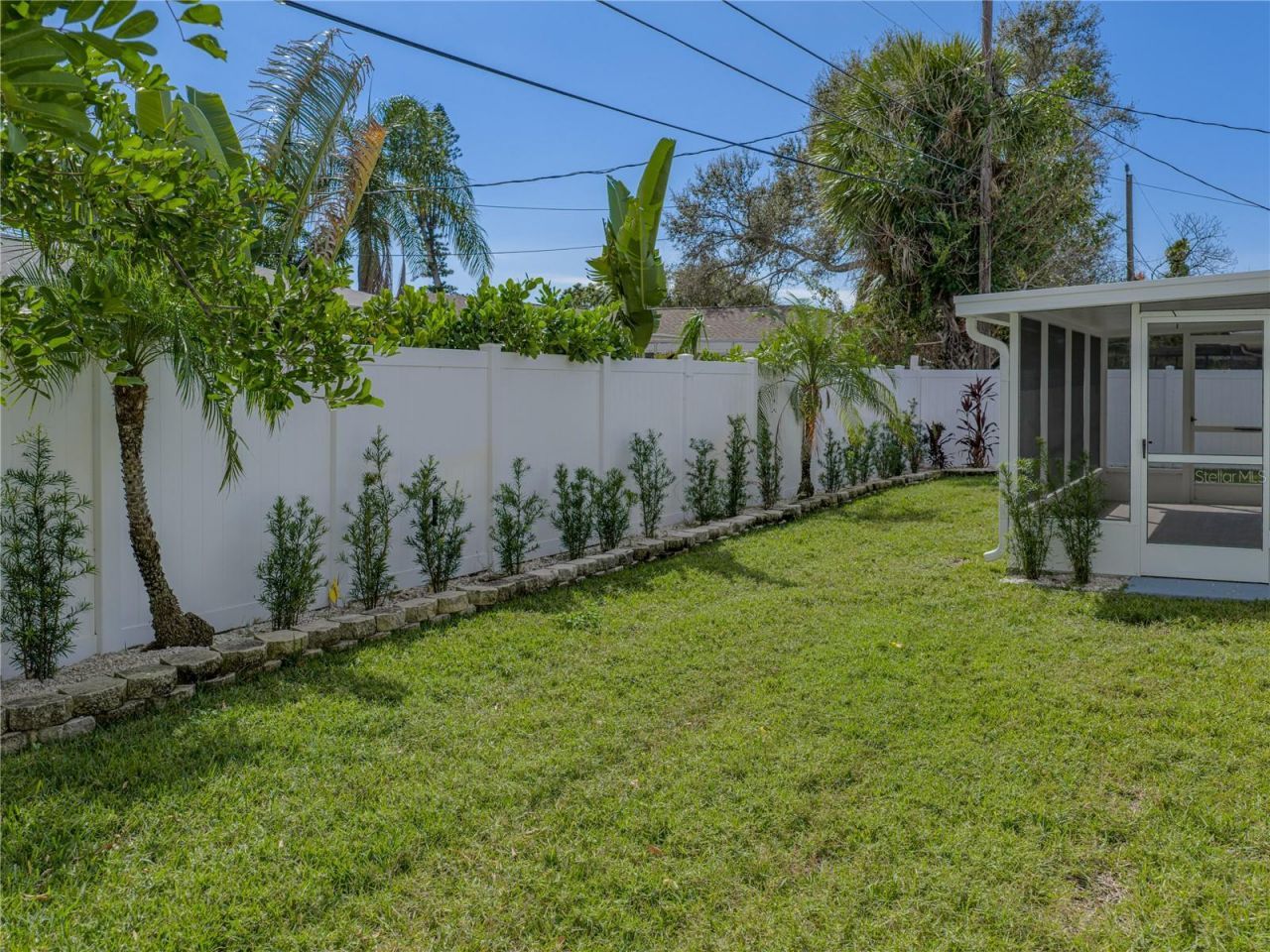 6709 Cardinal Drive S, Saint Petersburg, FL 33707 Photo