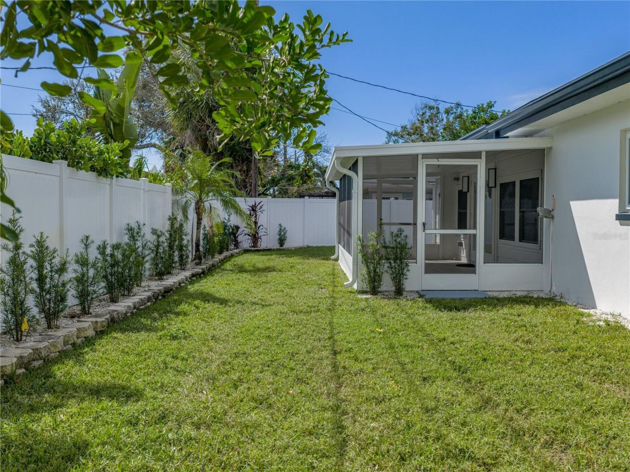 6709 Cardinal Drive S, Saint Petersburg, FL 33707 Photo