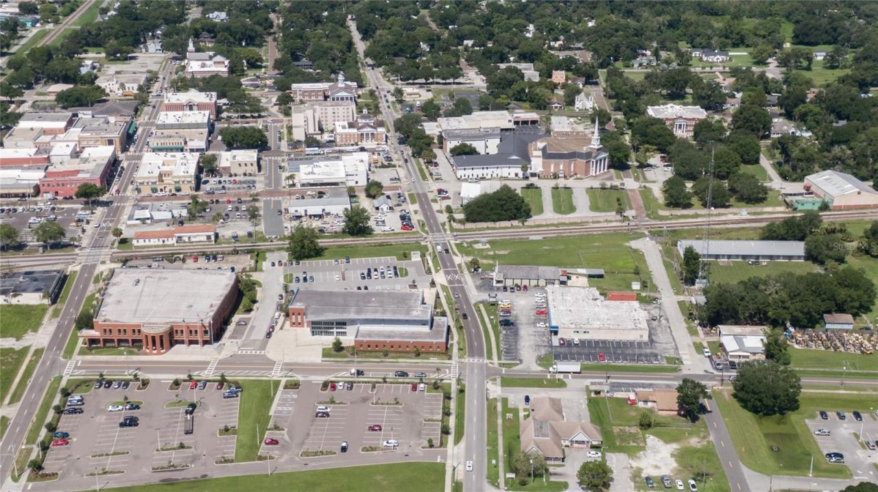 504 E Baker Street , Plant City, FL 33563 Photo