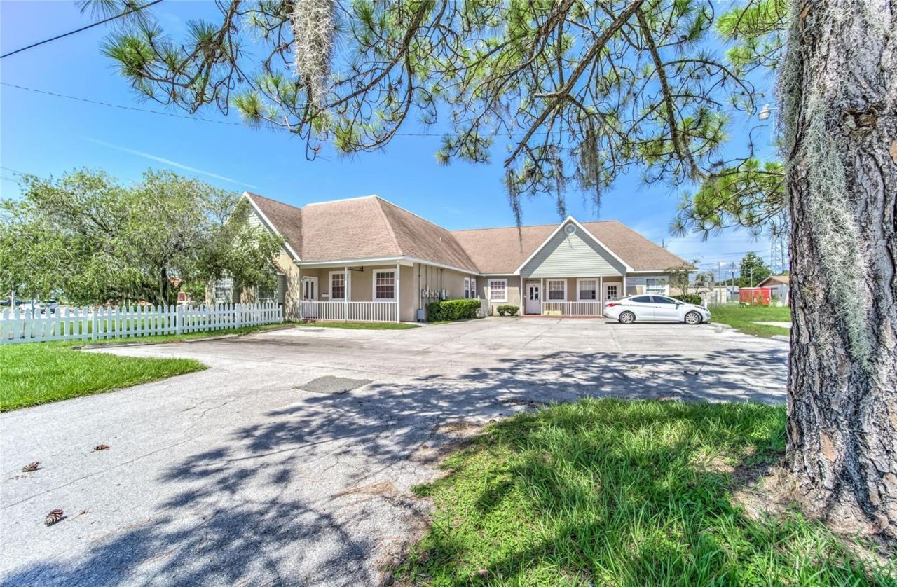 504 E Baker Street , Plant City, FL 33563 Photo