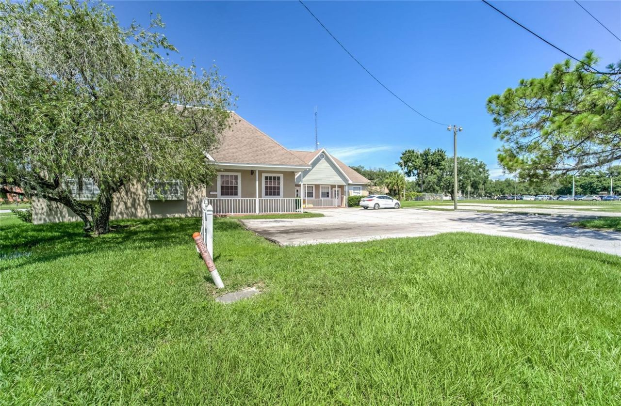 504 E Baker Street , Plant City, FL 33563 Photo