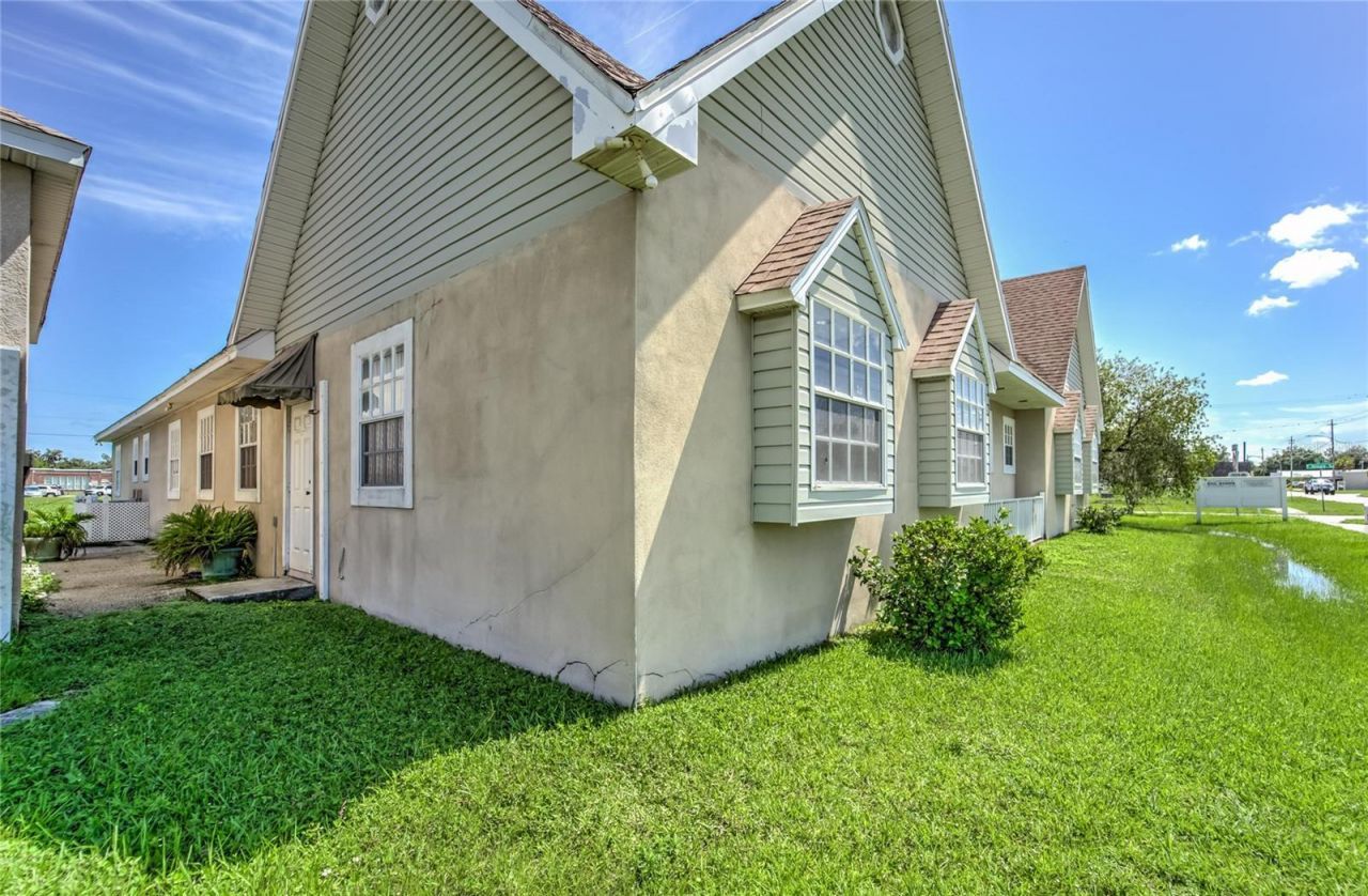504 E Baker Street , Plant City, FL 33563 Photo