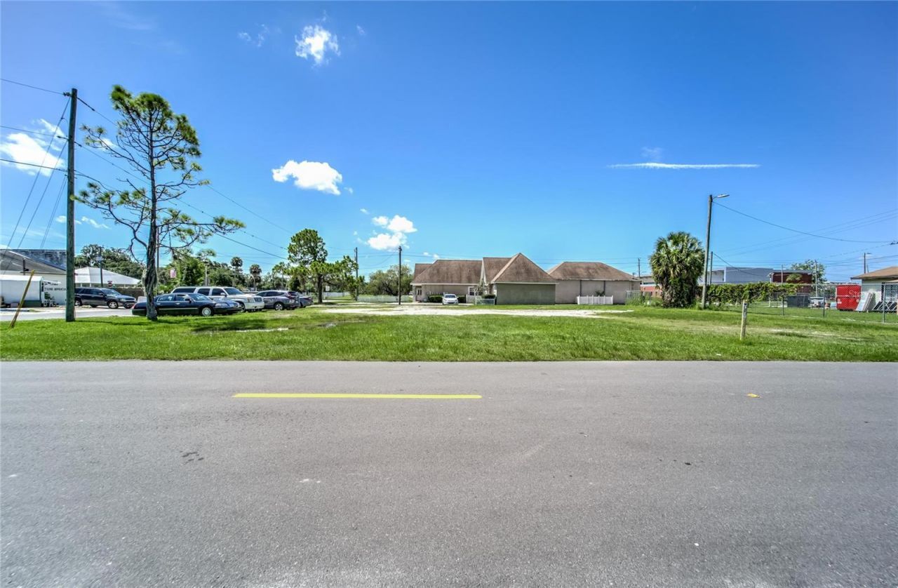 504 E Baker Street , Plant City, FL 33563 Photo