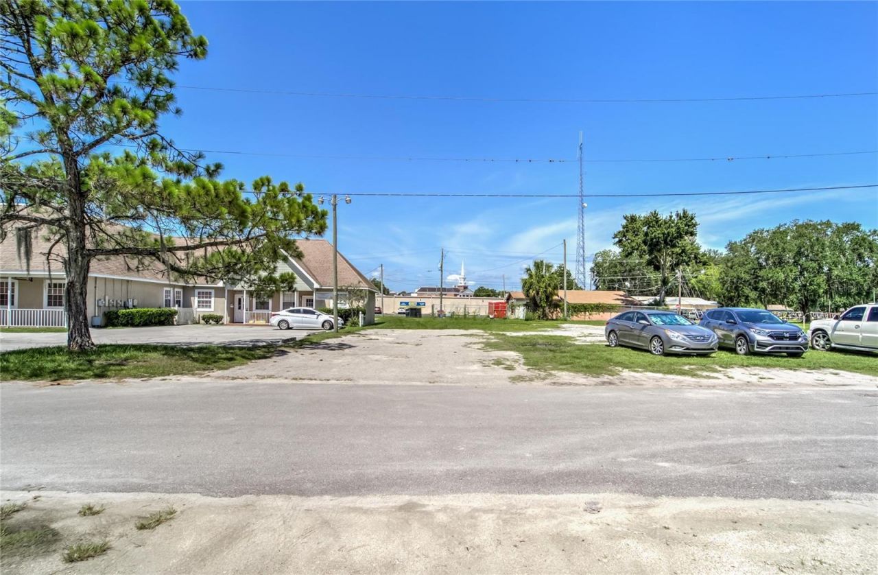 504 E Baker Street , Plant City, FL 33563 Photo