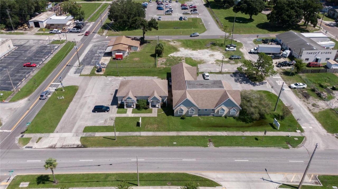 504 E Baker Street , Plant City, FL 33563 Photo