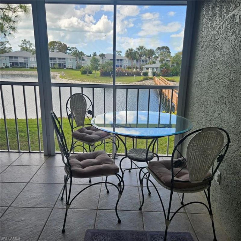 915 New Waterford Dr, Unit H202, Naples, FL 34104 Photo