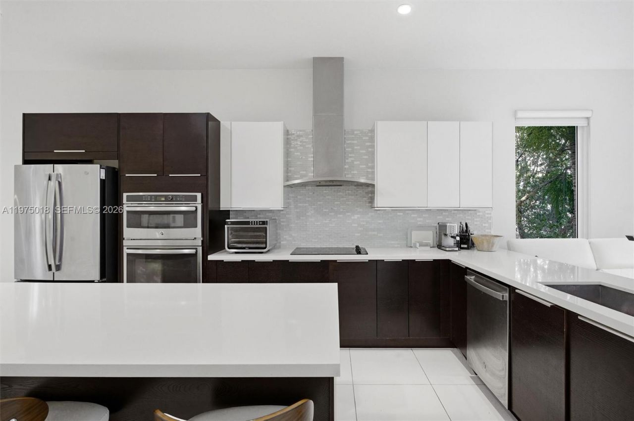6671 NW 105th Pl, Unit 6671, Doral, FL 33178 Photo