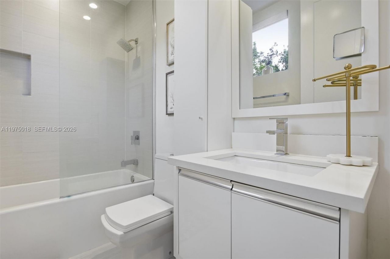 6671 NW 105th Pl, Unit 6671, Doral, FL 33178 Photo