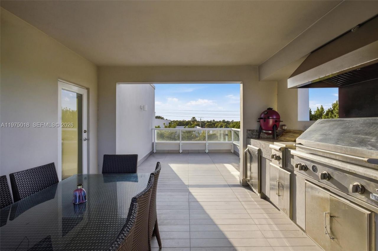 6671 NW 105th Pl, Unit 6671, Doral, FL 33178 Photo
