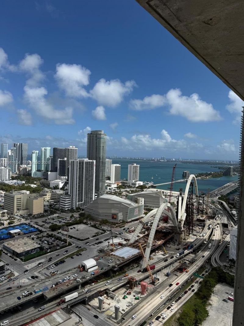 20 NE 11th St, Unit 2606B, Miami, FL 33132 Photo