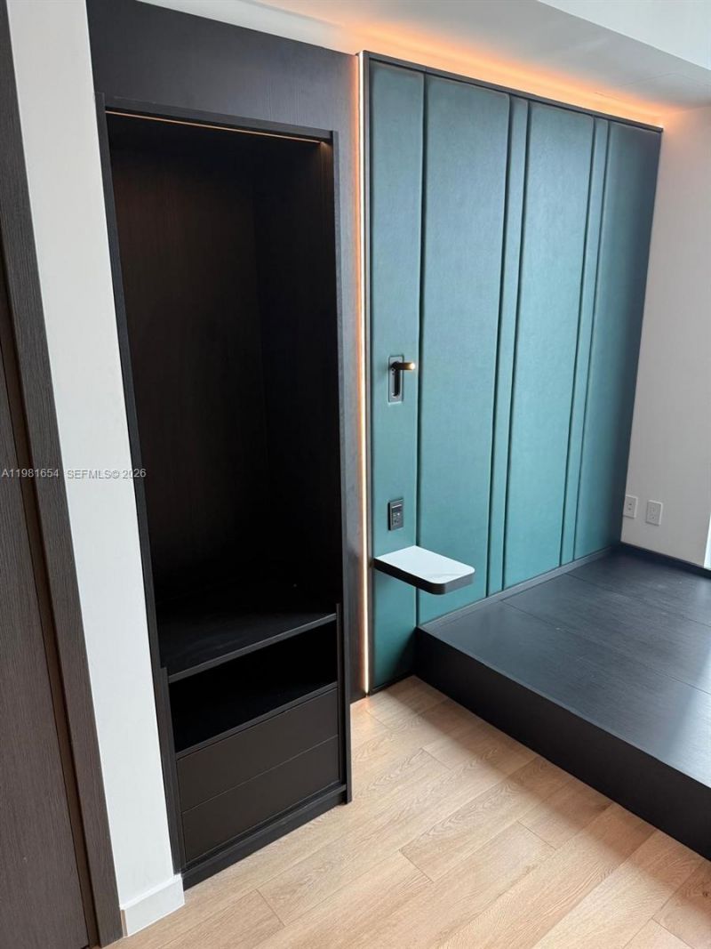 20 NE 11th St, Unit 2606B, Miami, FL 33132 Photo