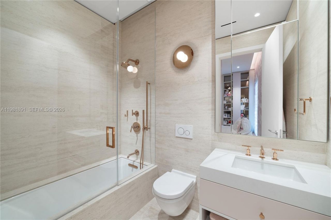 1522 Island Blvd, Aventura, FL 33160 Photo