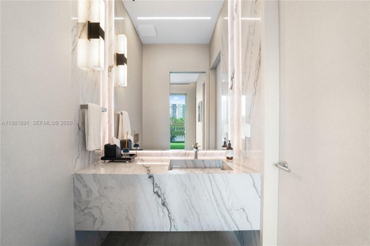 1522 Island Blvd, Aventura, FL 33160 Photo