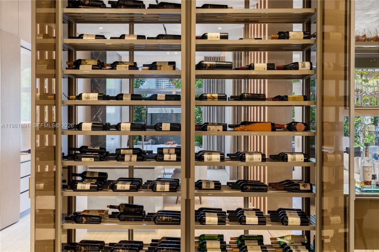 1522 Island Blvd, Aventura, FL 33160 Photo