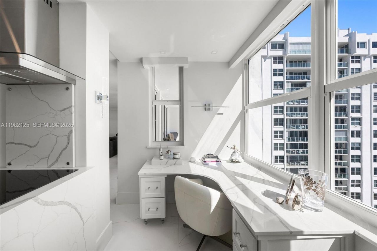 4300 N Ocean Blvd , Unit 15D, Fort Lauderdale, FL 33308 Photo