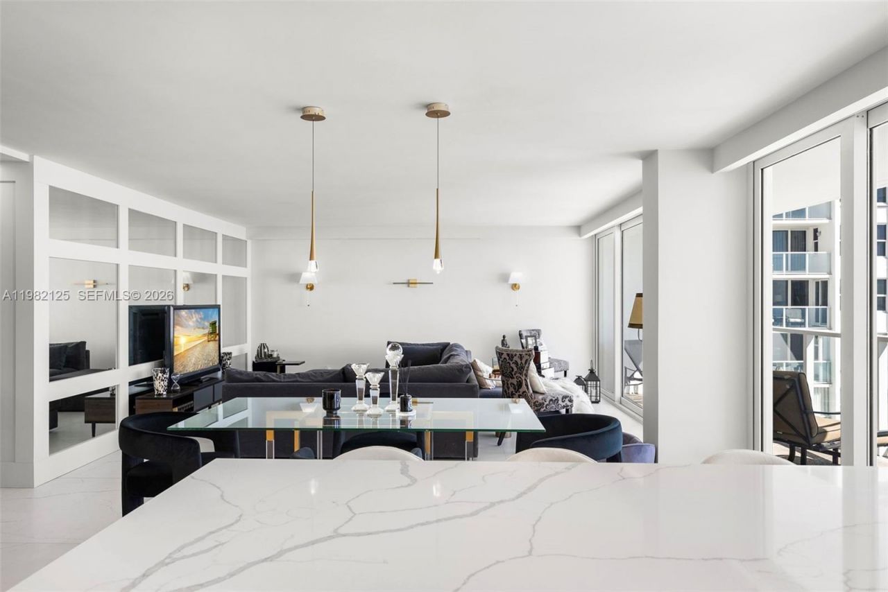 4300 N Ocean Blvd , Unit 15D, Fort Lauderdale, FL 33308 Photo