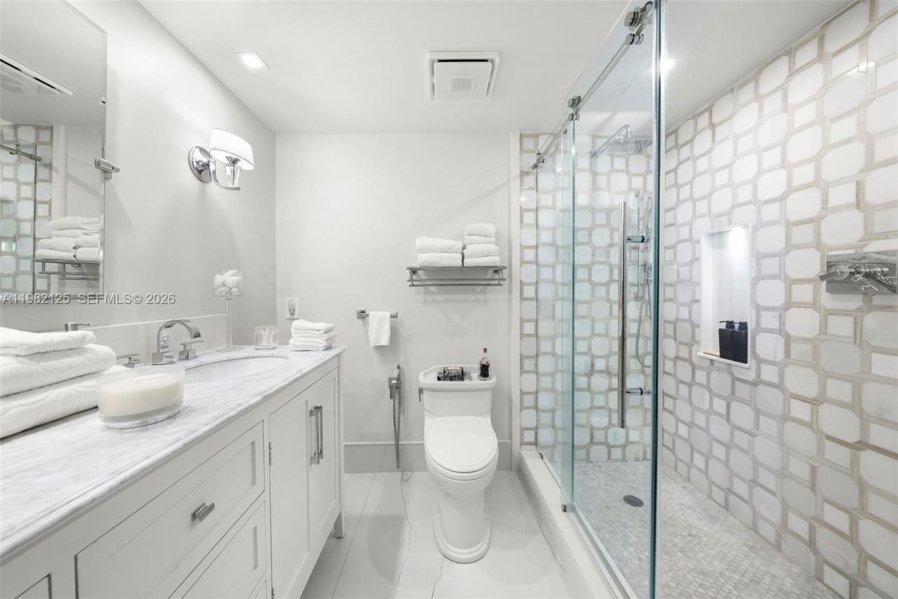 4300 N Ocean Blvd , Unit 15D, Fort Lauderdale, FL 33308 Photo