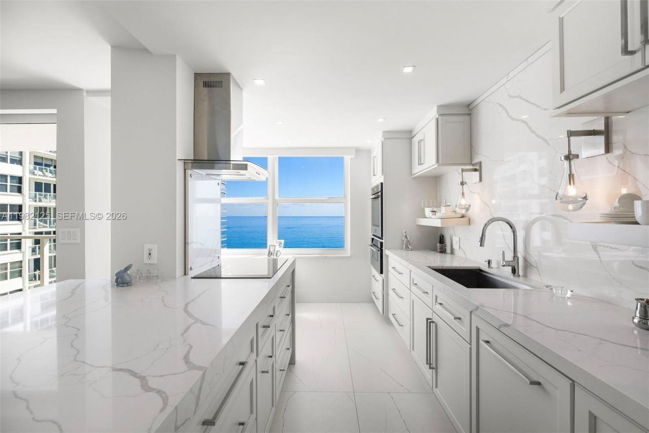 4300 N Ocean Blvd , Unit 15D, Fort Lauderdale, FL 33308 Photo