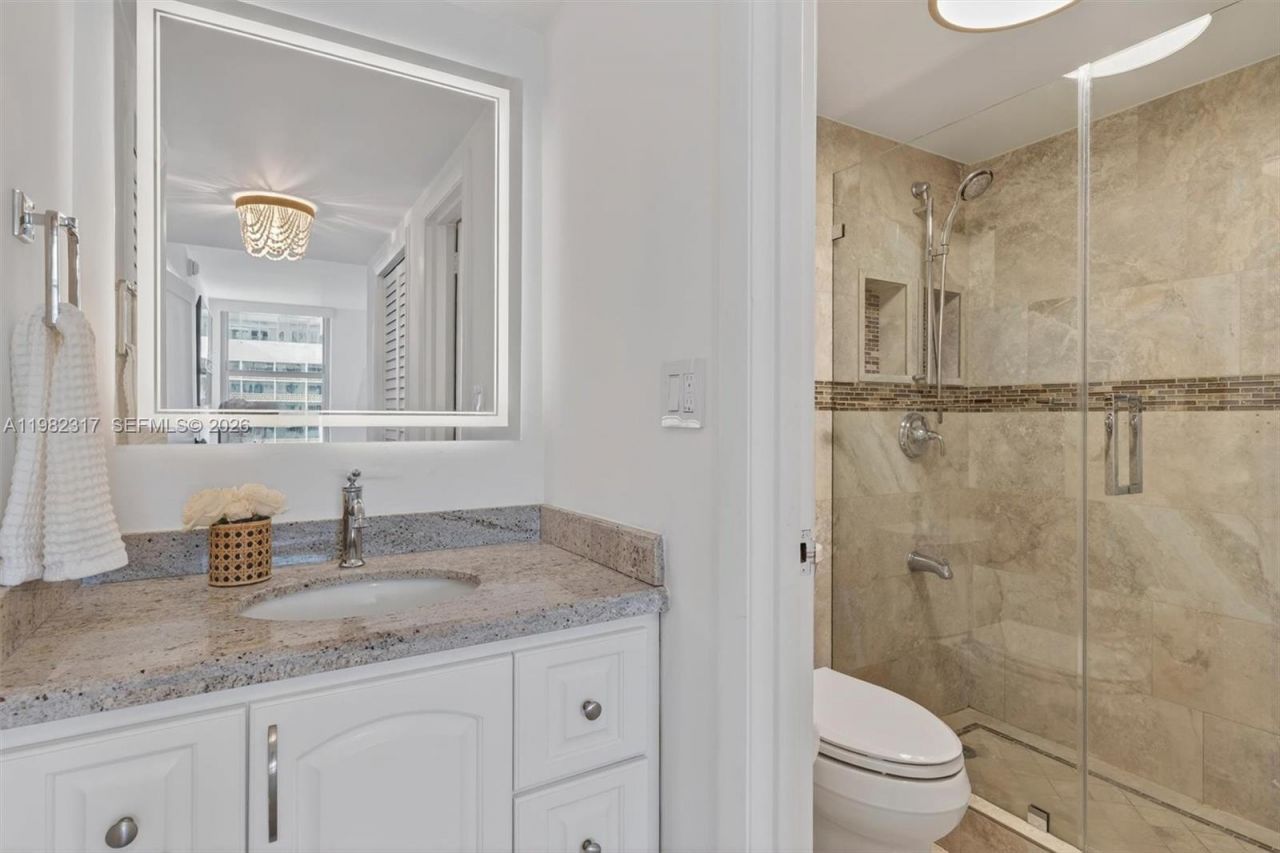 2899 Collins Ave , Unit 1223, Miami Beach, FL 33140 Photo