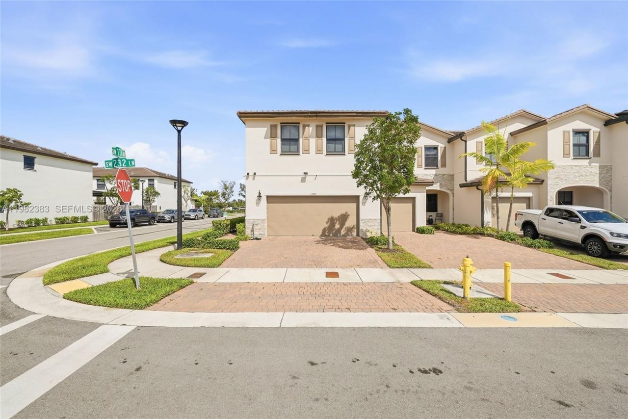 13091 SW 232nd Ln , Miami, FL 33170 Photo