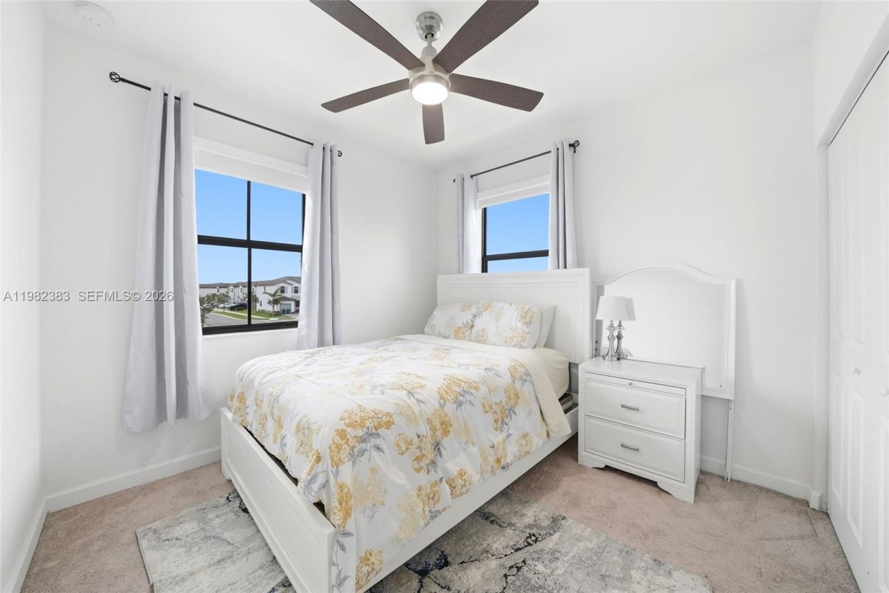 13091 SW 232nd Ln , Miami, FL 33170 Photo