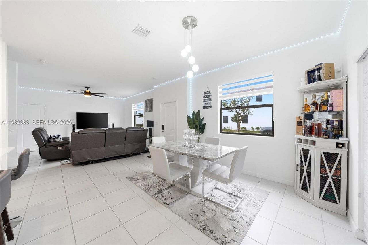 13091 SW 232nd Ln , Miami, FL 33170 Photo