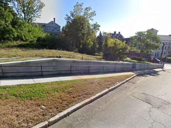 281 Broadway, Methuen, MA 01844