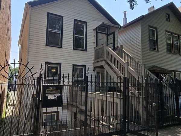 1817 W 21st Street , Chicago, IL 60608