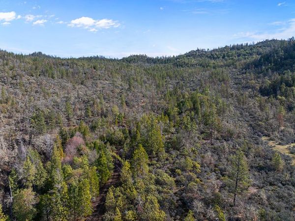 Indian Creek Road, Shady Cove, OR 97539