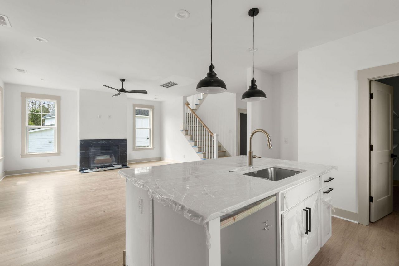 1304 Mccrae Drive Photo 17