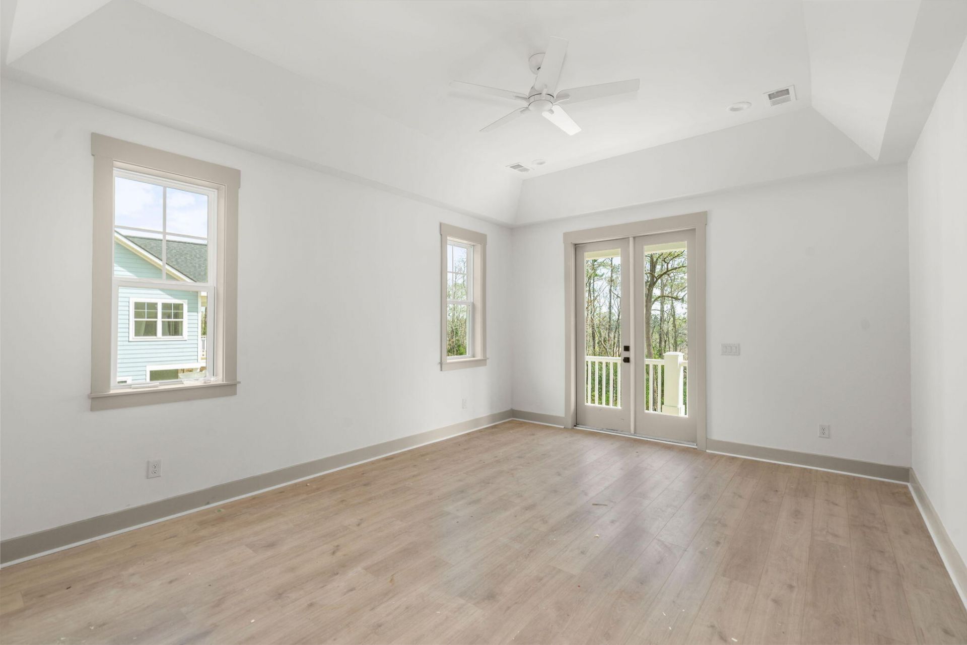 1304 Mccrae Drive Photo 24