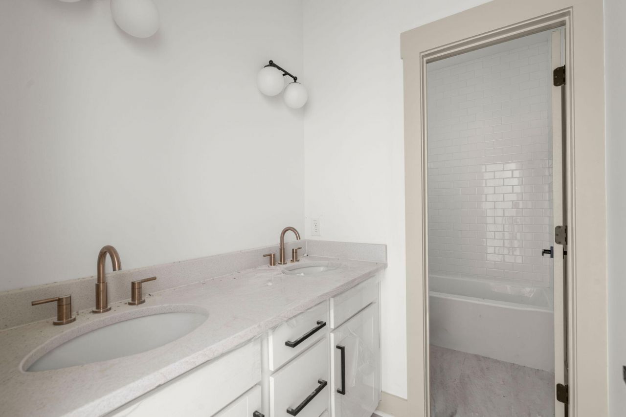 1304 Mccrae Drive Photo 30