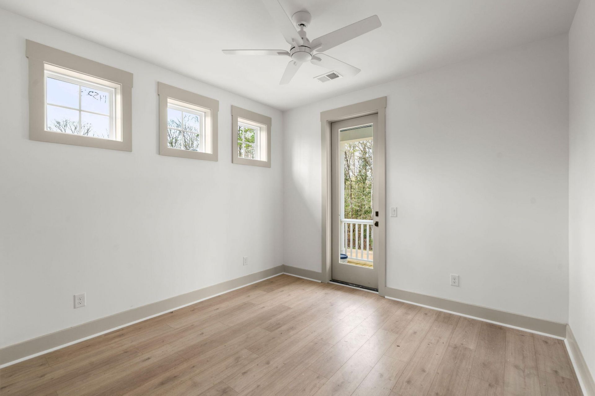 1304 Mccrae Drive Photo 34